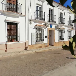 Alcarayon Guest house Pilas