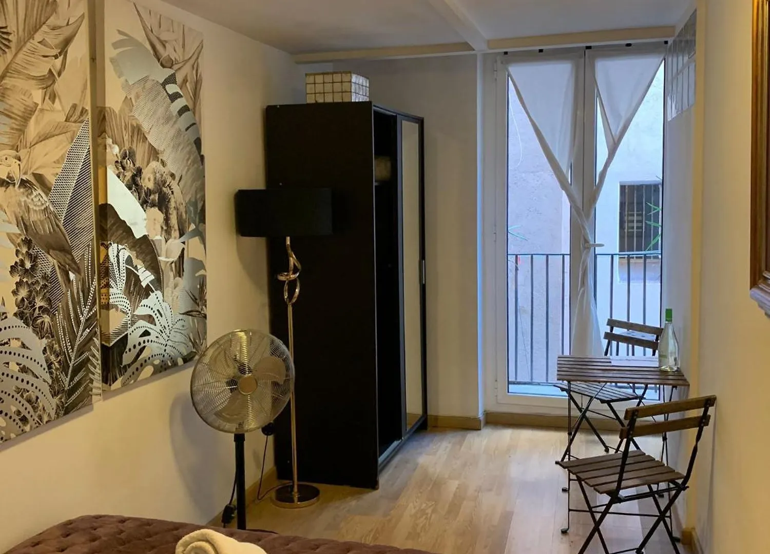 Hostel Erandi Ramblas Rooms Barcelona